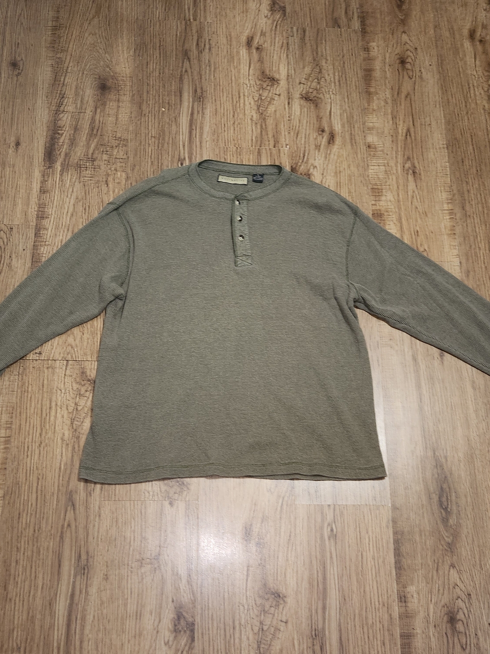 NATURAL LIFE Olive Long-Sleeve Henley Knit Shirt